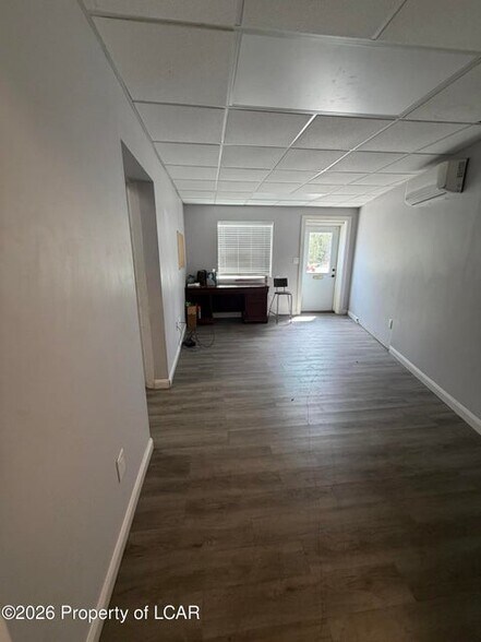 More Photos Of 818 Suscon Rd, Pittston Industrial For Lease