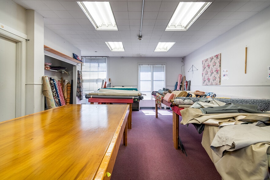 More Photos Of 1081 Main St, Hopkinton Freestanding For Sale