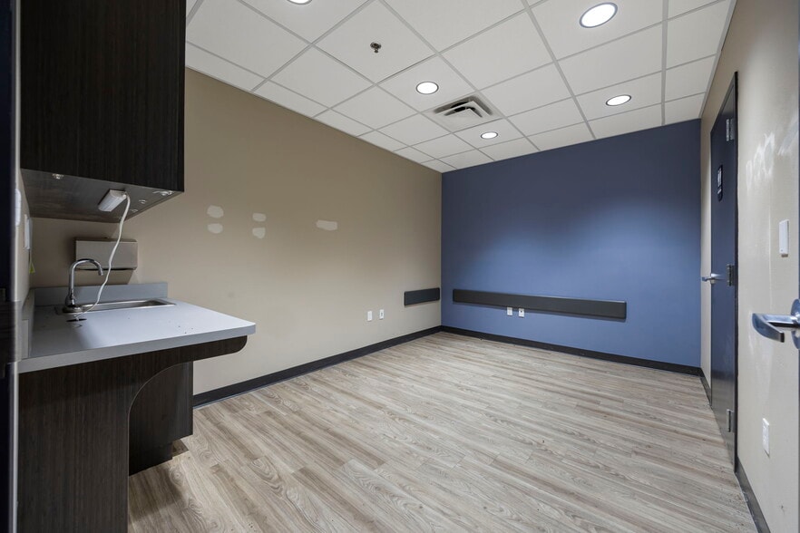 More Photos Of 23607 US HWY 27, Lake Wales Medical For Lease