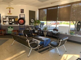 More Photos Of 1901 4th Ave, Rock Island Auto Repair For Sale