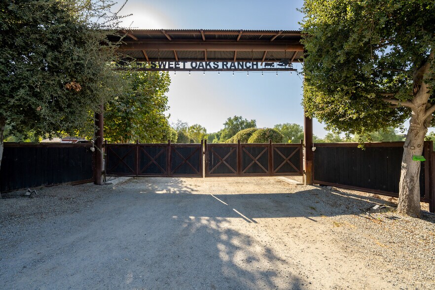 More Photos Of 38831 Pauba Rd, Temecula Land For Sale