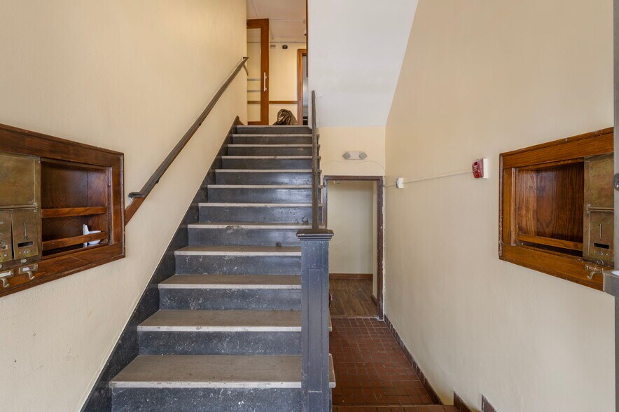 More Photos Of 487 Grand Ave, Saint Paul Apartments For Sale