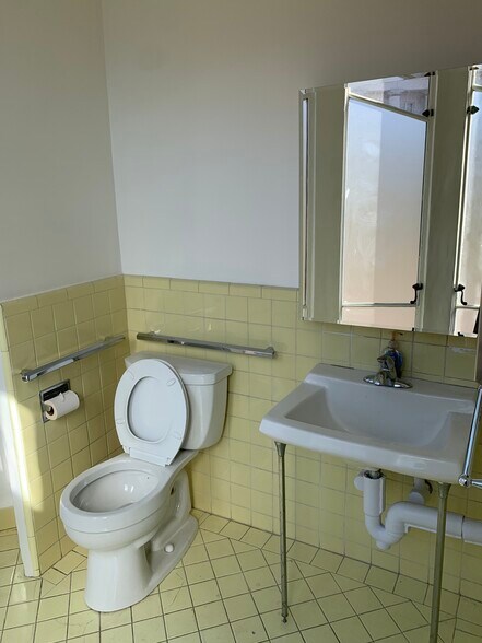 More Photos Of 37 Fulton St, San Francisco Office For Lease