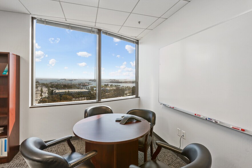 More Photos Of 300 Oceangate, Long Beach Office For Lease