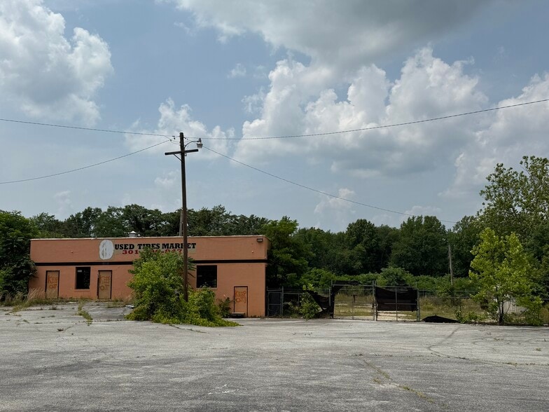 More Photos Of , Waldorf Unknown For Sale