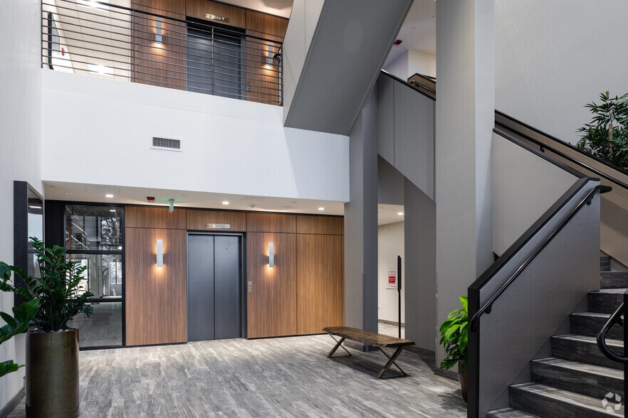 More Photos Of 1626 Cole Blvd, Lakewood Office For Lease