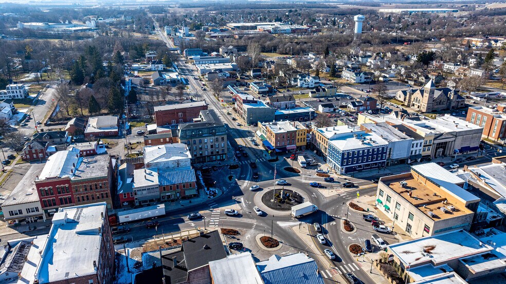 More Photos Of 111 S Main St, Urbana Apartments For Lease