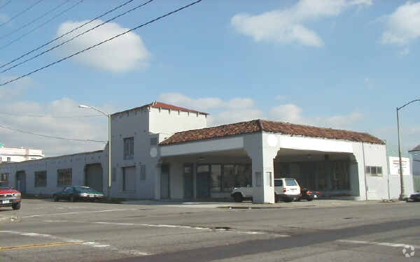 More Photos Of 1200 E 12th St, Oakland Auto Repair For Sale
