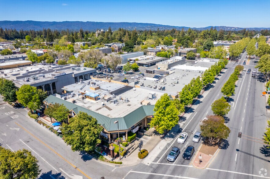 More Photos Of 1105 El Camino Real, Menlo Park Office For Lease