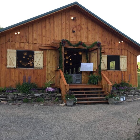 More Photos Of 304 Sutherland Rd, East Meredith Specialty For Sale