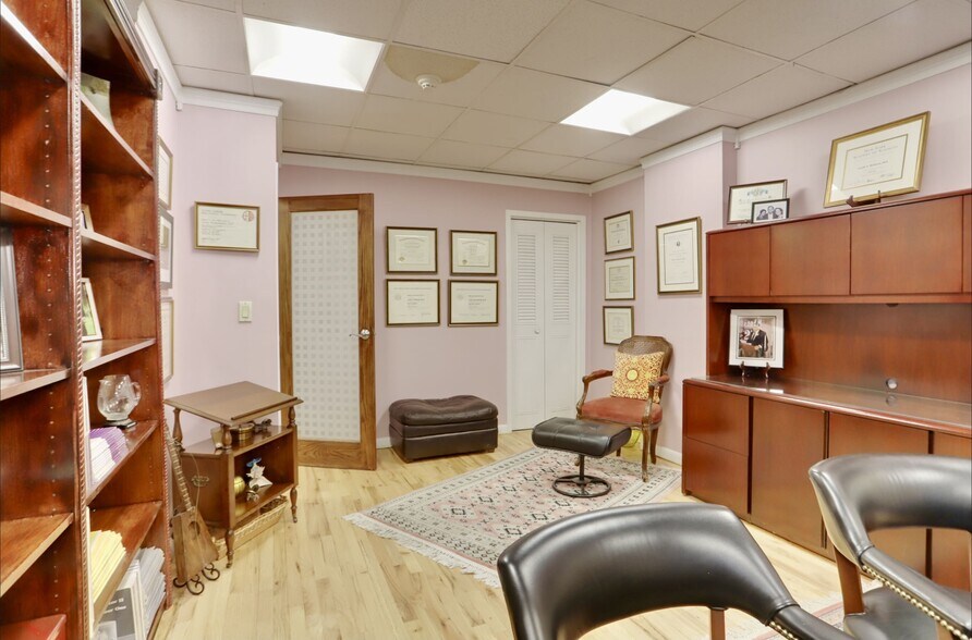 More Photos Of 1590 Anderson, Fort Lee Apartments For Lease