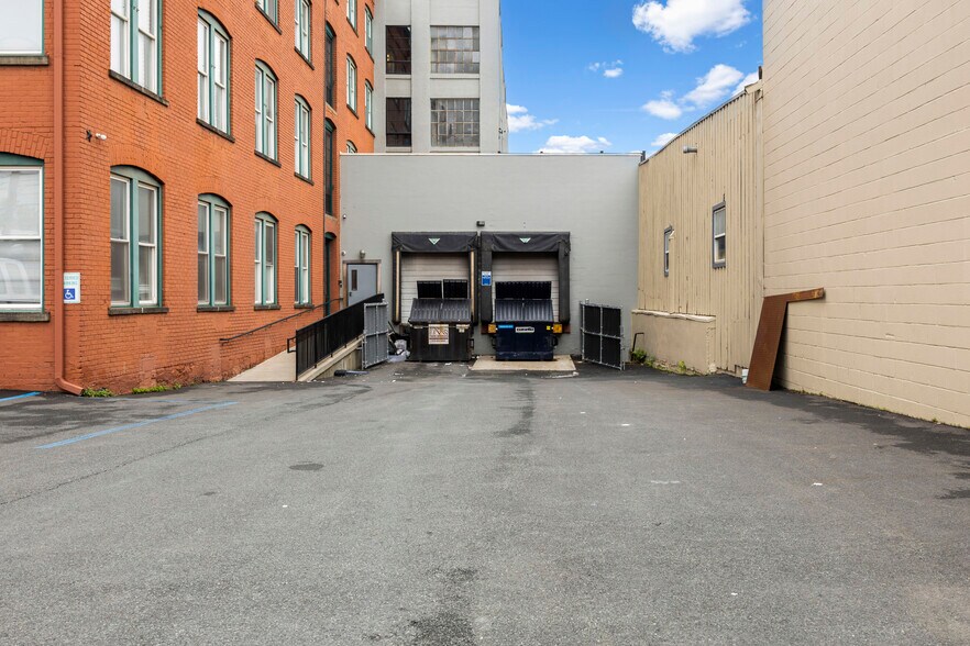 More Photos Of 930 Broadway, Albany Apartments For Lease