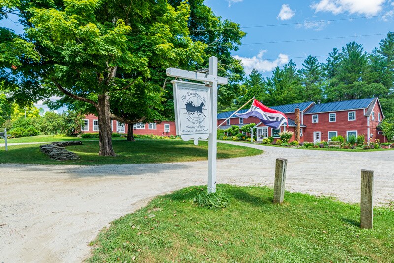 More Photos Of 132 Landgrove Rd, Landgrove Hotel For Sale