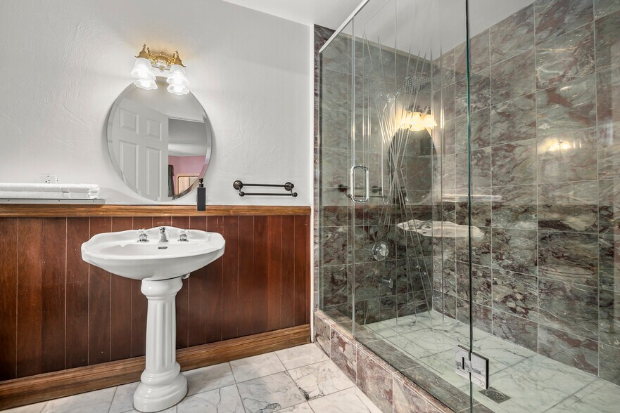 More Photos Of 790 California 2, Wrightwood Specialty For Sale