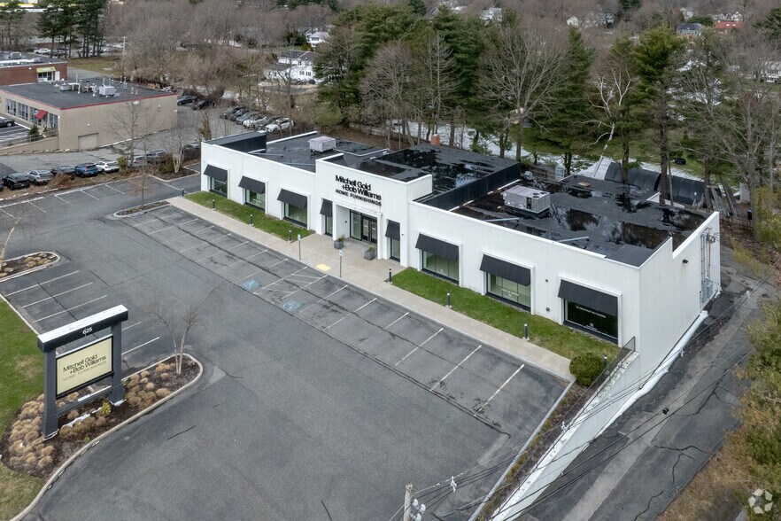 More Photos Of 625 Worcester St, Natick Freestanding For Lease