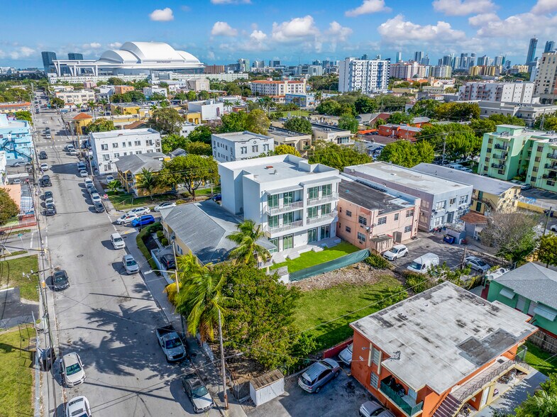 More Photos Of 1576 SW 2nd St, Miami Apartments For Sale