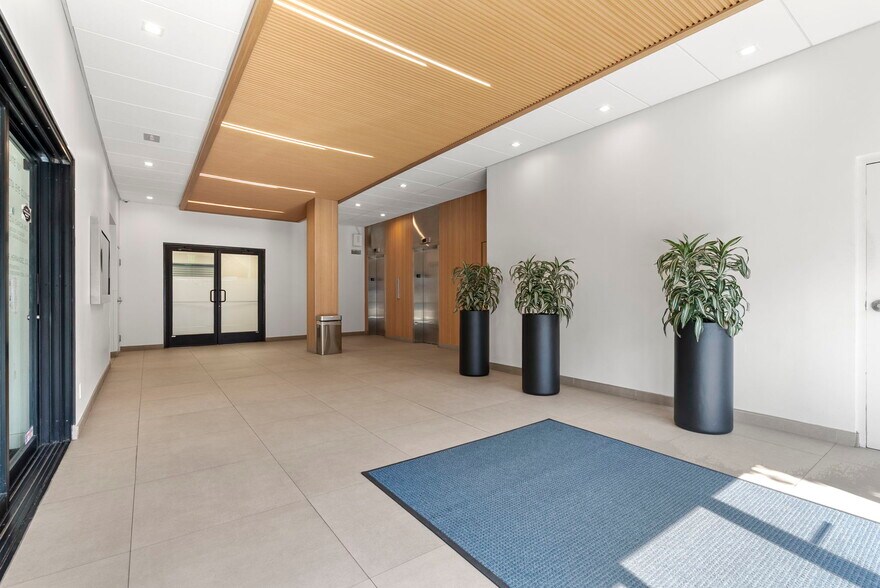 More Photos Of 2480 Mission St, San Francisco Medical For Lease