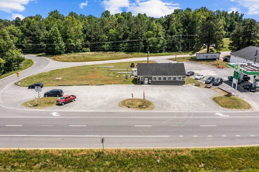 6501 Richmond Hwy, Millers Tavern, VA 23115 Restaurant For Sale