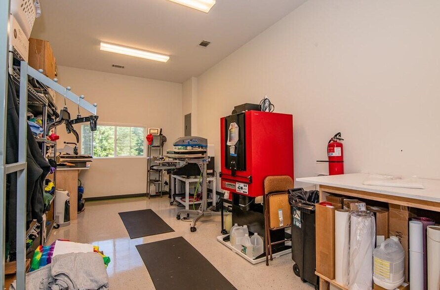 More Photos Of 171 Stanley Rd, Henrico General Retail For Sale