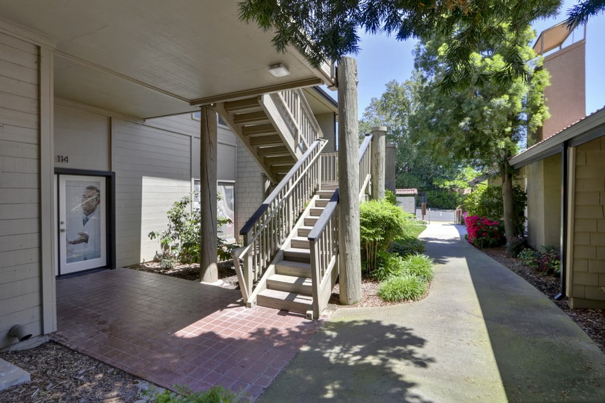 More Photos Of 7509 Madison Ave, Citrus Heights Office For Sale