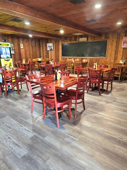 More Photos Of 2405 US-441 Hwy, Okeechobee Restaurant For Sale