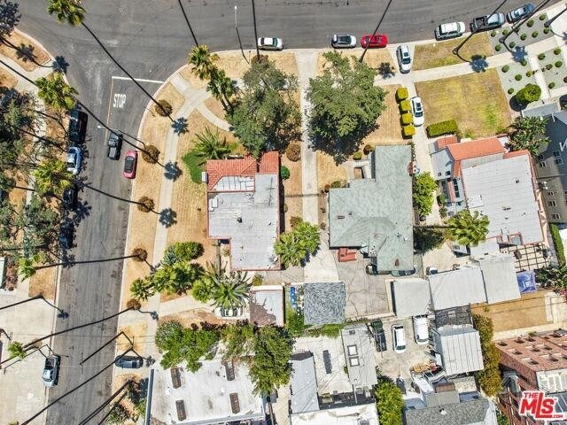 More Photos Of 4409 Victoria Park Dr, Los Angeles Apartments For Sale