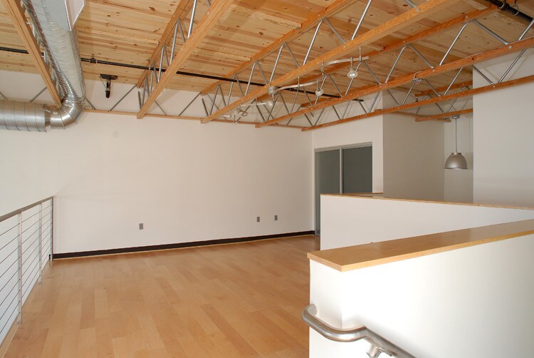 More Photos Of 8310-8314 Beverly Blvd, Los Angeles General Retail For Lease