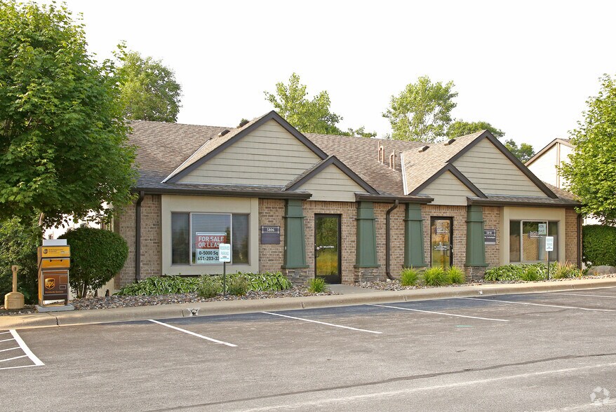 Primary Photo Of 5810 Blackshire Path, Inver Grove Heights Office Residential For Lease