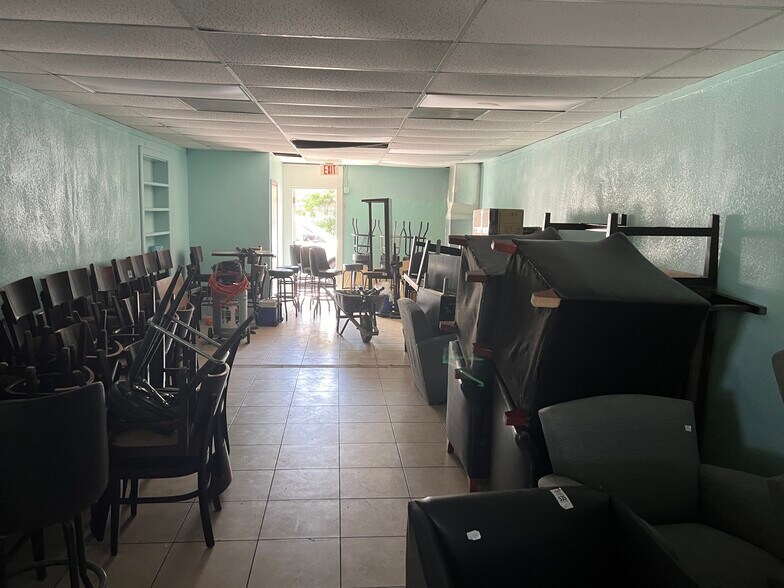 More Photos Of 1446 Gulf To Bay Blvd, Clearwater Storefront Retail Office For Sale