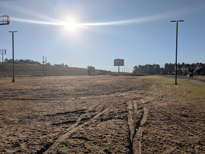 More Photos Of 2103 W Hill Ave, Valdosta Land For Sale