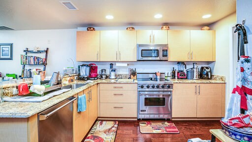 More Photos Of 128 S Beach St, Daytona Beach Apartments For Lease