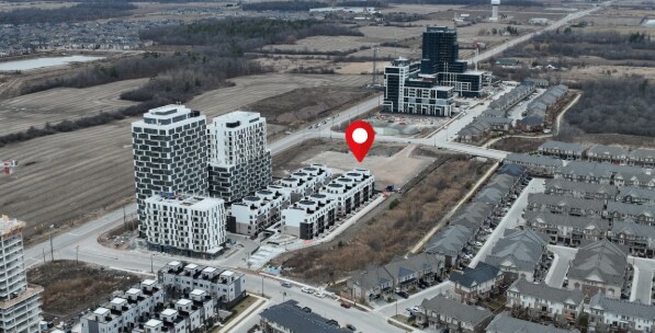 More Photos Of 3153 Trafalgar Rd, Oakville Apartments For Sale