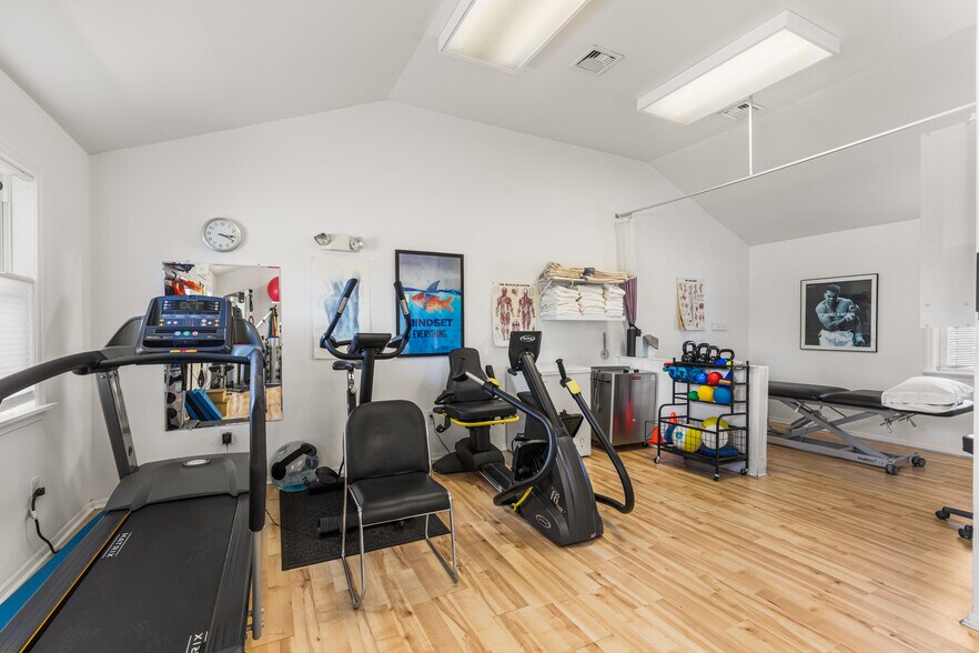 More Photos Of 2417 Bridge Ave, Point Pleasant Office For Sale