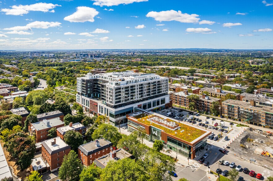 More Photos Of 2615-2865 Ave Van Horne, Montréal Unknown For Lease