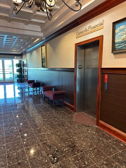 More Photos Of 4371 US Highway 17, Orange Park Office For Lease