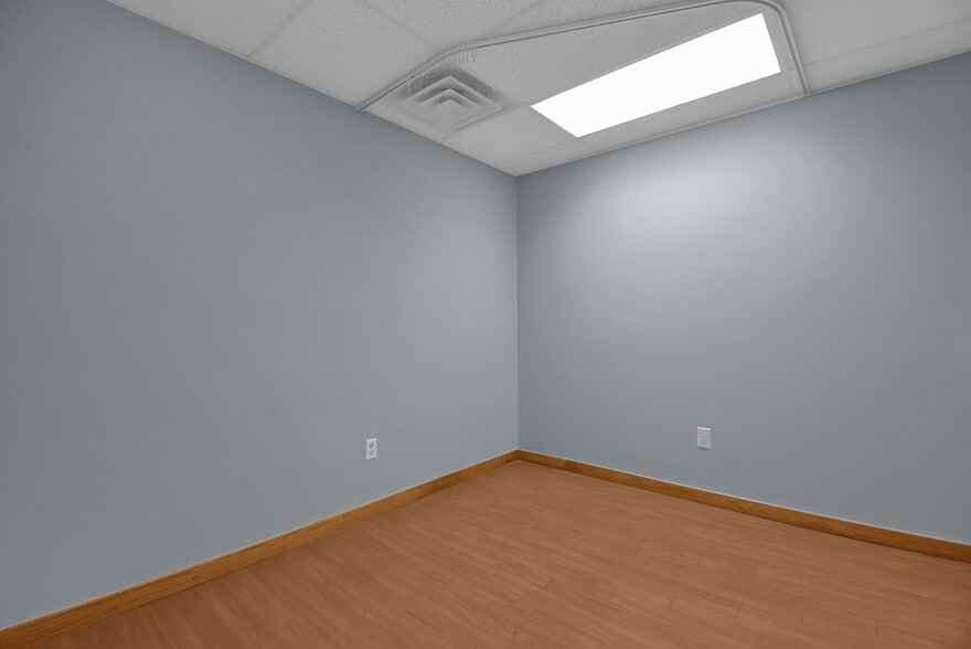 More Photos Of 660 Cooper Rd, Westerville Medical For Sale