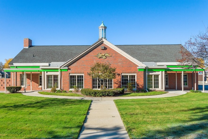 More Photos Of 1617 23rd St, Port Huron Bank For Sale