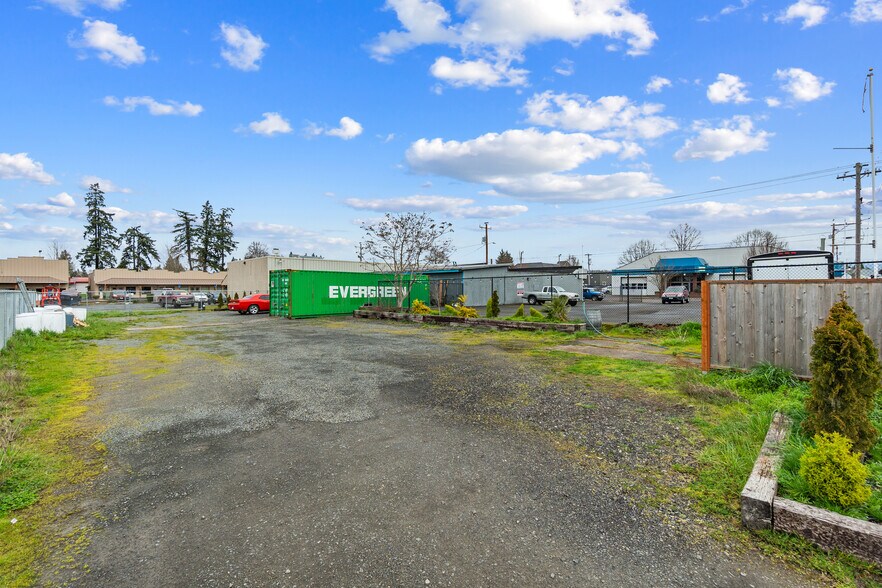 More Photos Of 208 N Molalla Ave, Molalla General Retail For Sale