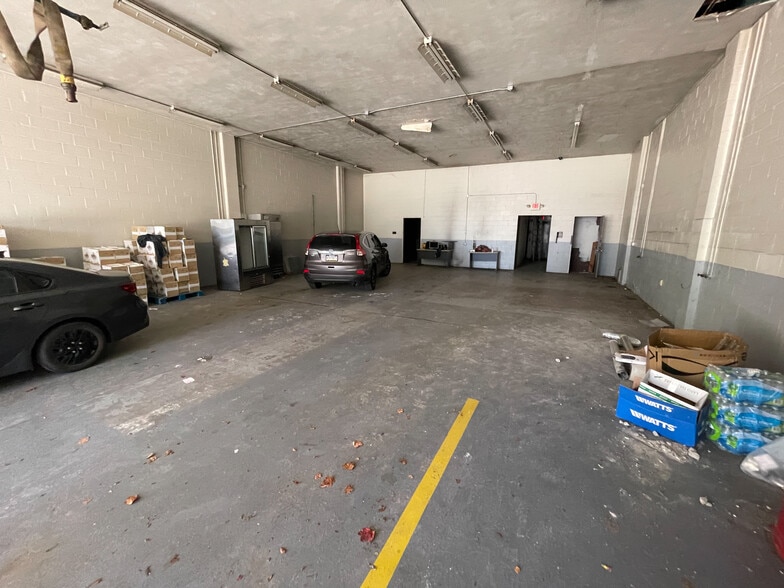 More Photos Of 7419 Washington Ave, Pittsburgh Office For Sale