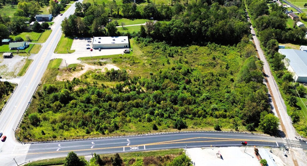 More Photos Of 5709 S US Highway 25, Lily Land For Sale