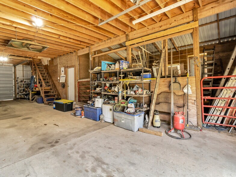 More Photos Of 750 N US Highway 287, Palestine Multifamily For Sale