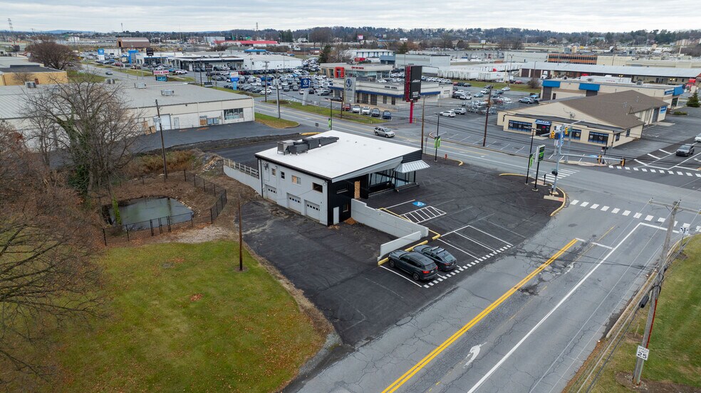 More Photos Of 1310 Manheim Pike, Lancaster Freestanding For Sale