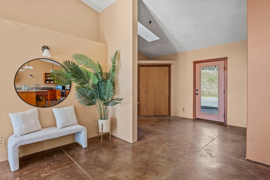 More Photos Of 4300 Young Creek Rd, Ukiah Specialty For Sale