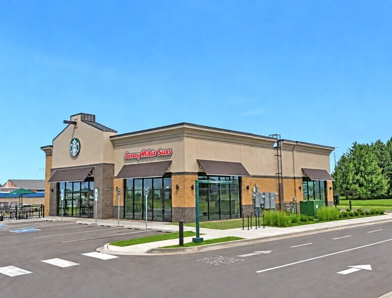 More Photos Of 1804 Washington st, Pella Fast Food For Sale