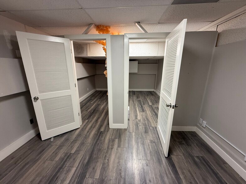 More Photos Of 4980 Appian Way, El Sobrante Loft Creative Space For Lease