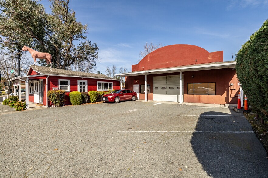 Primary Photo Of , Alamo General Retail For Sale