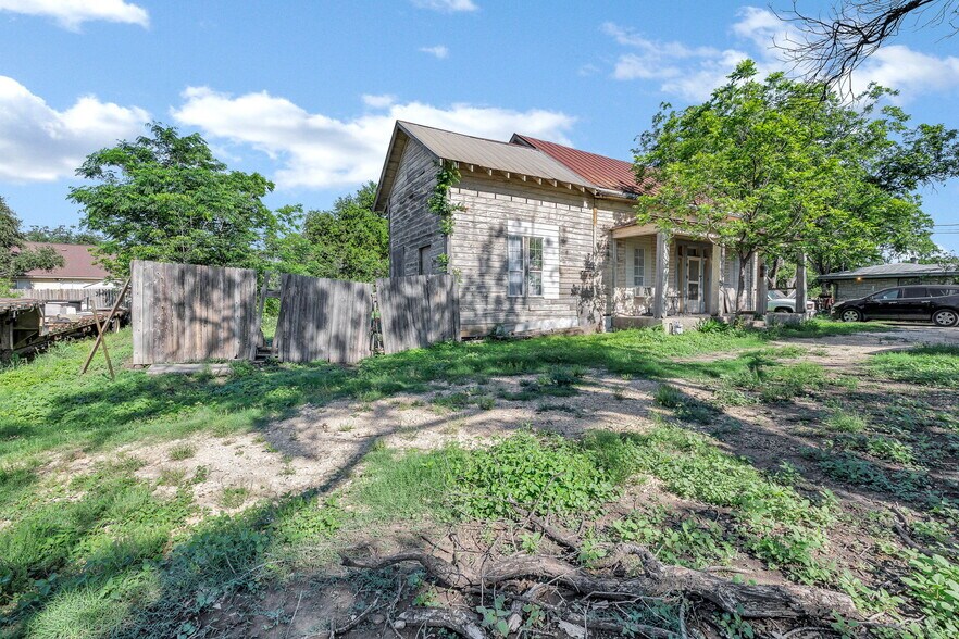 More Photos Of 1023 Cupples Rd, San Antonio Land For Sale