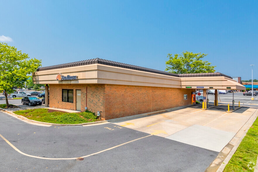 More Photos Of 14050-14368 Baltimore Ave, Laurel Unknown For Lease