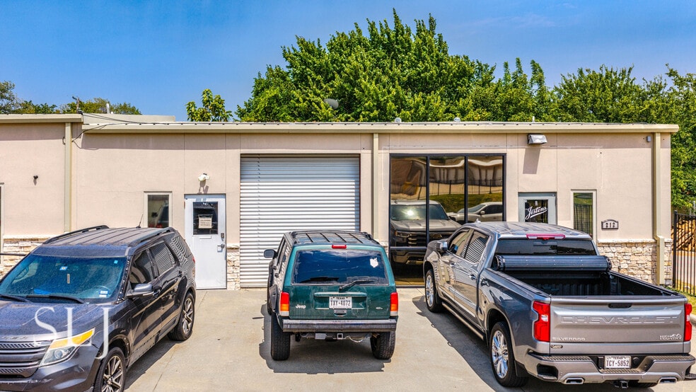 More Photos Of 6406 Highway 78, Sachse Flex For Sale