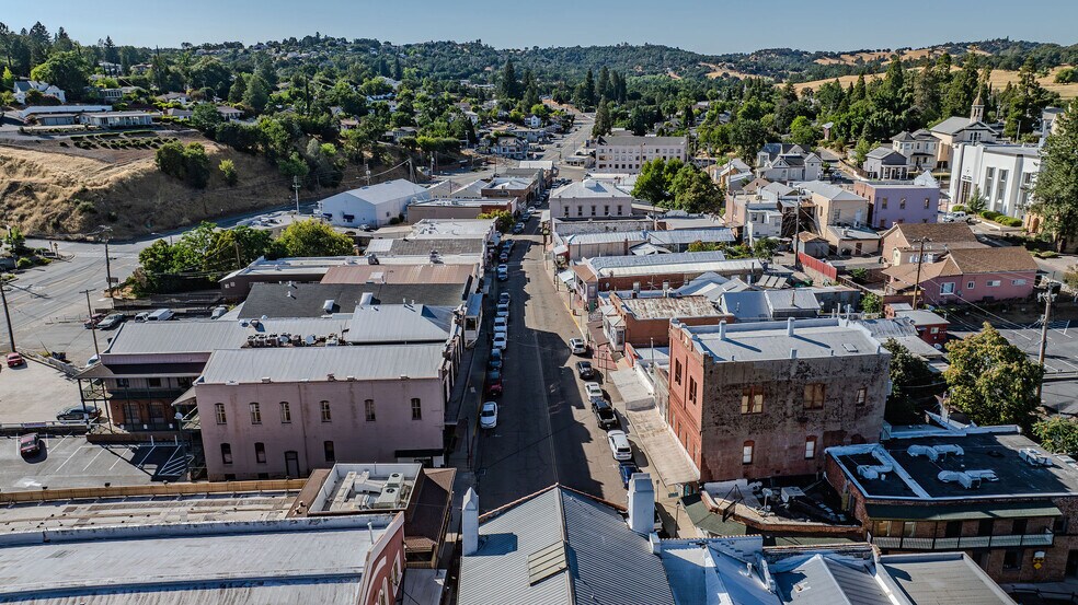 More Photos Of 105 Main St, Jackson Bar For Sale